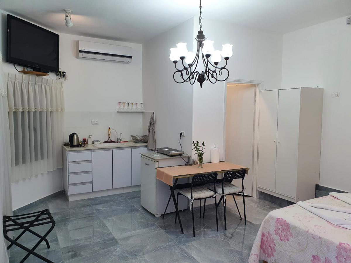 Carmela Studio Arad Buitenkant foto